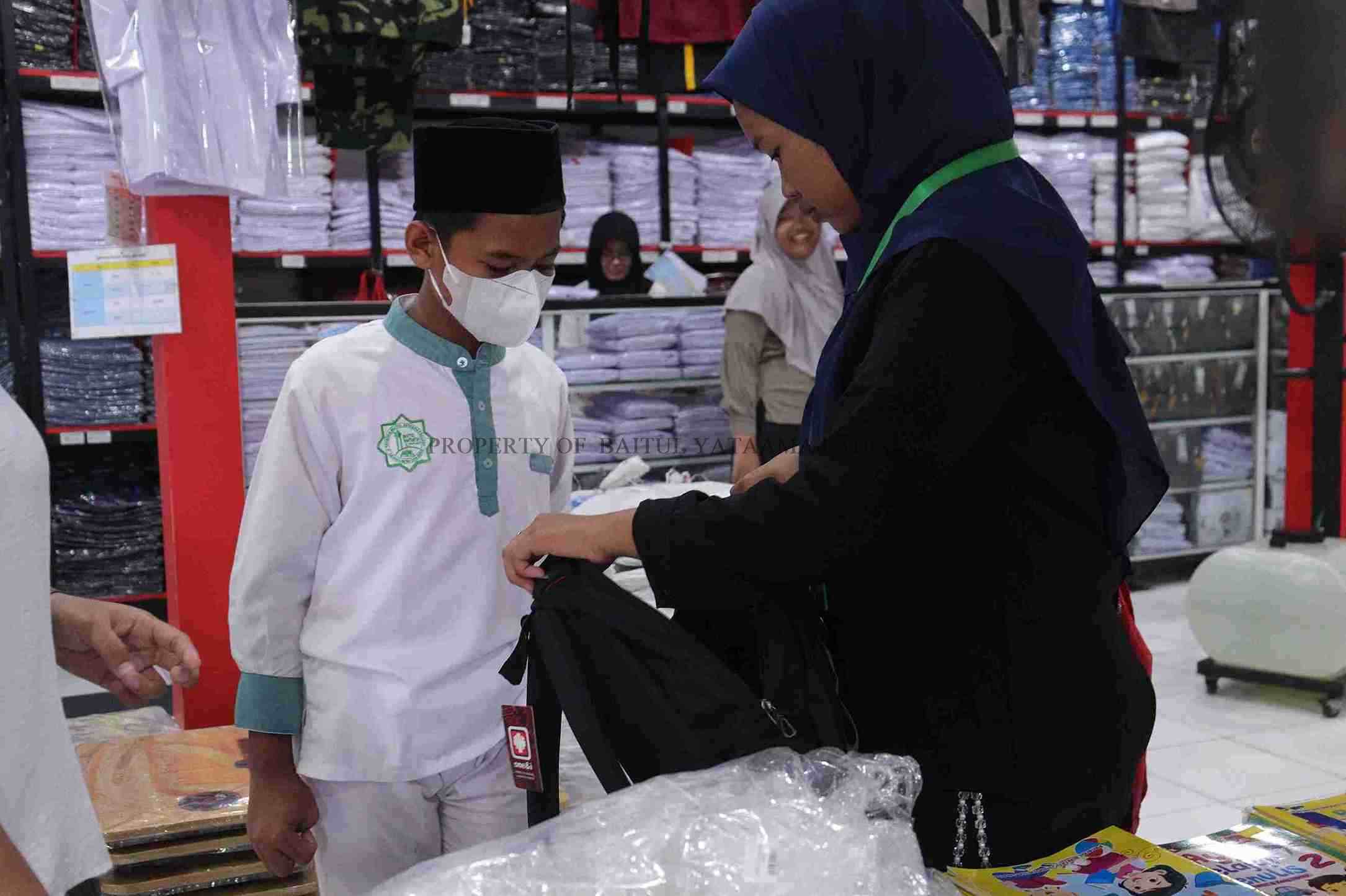 Foto Dokumentasi Anak Yatim