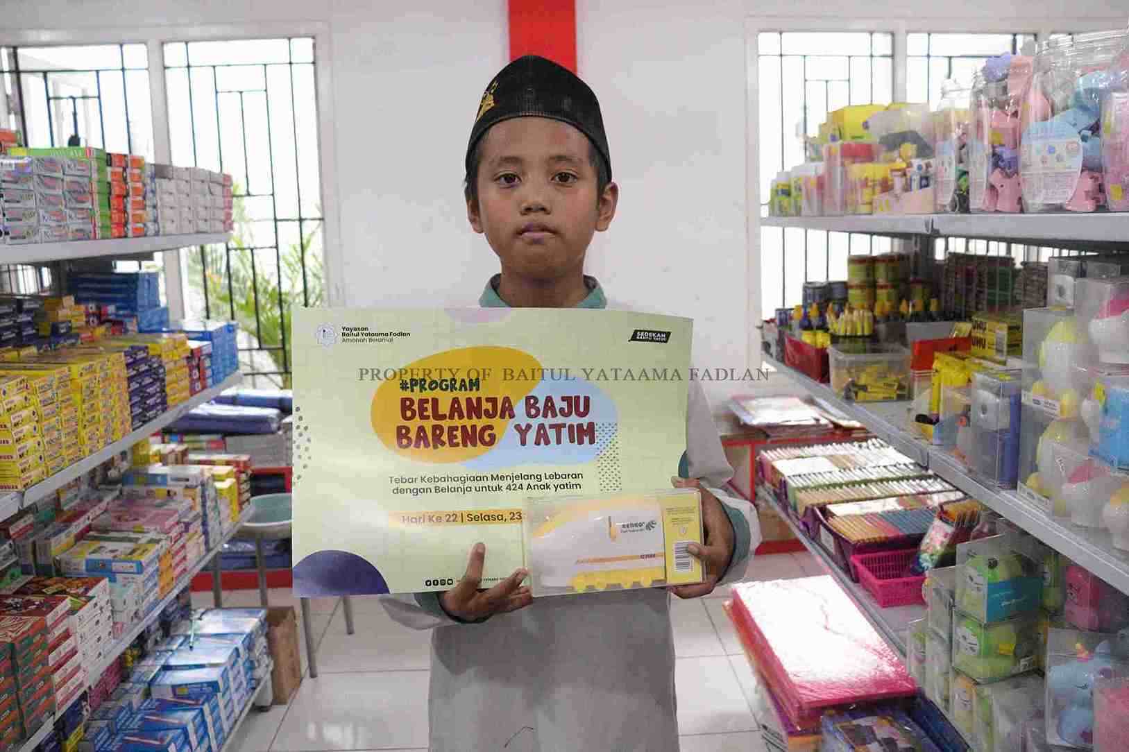 Foto Dokumentasi Anak Yatim