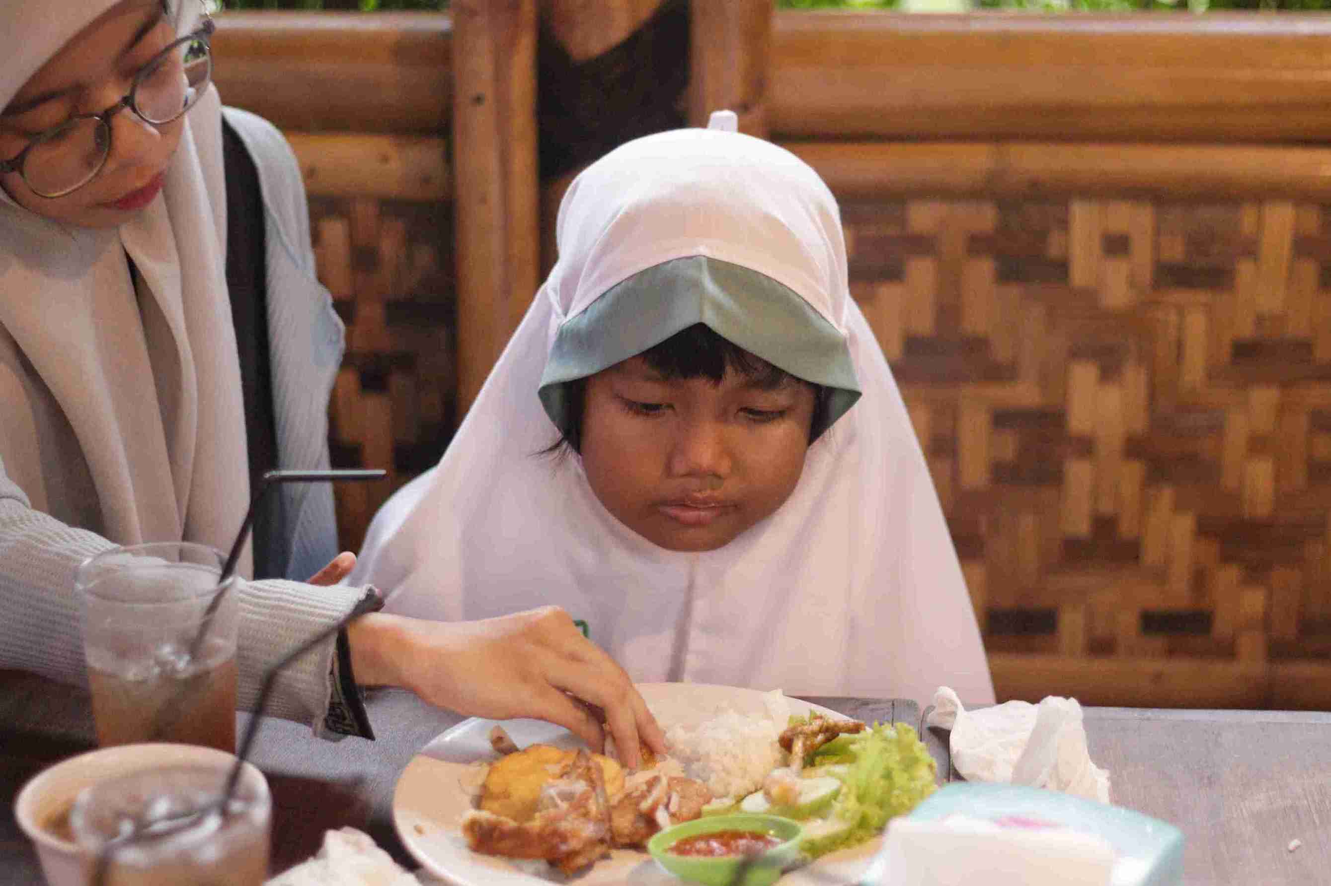 Foto Dokumentasi Anak Yatim