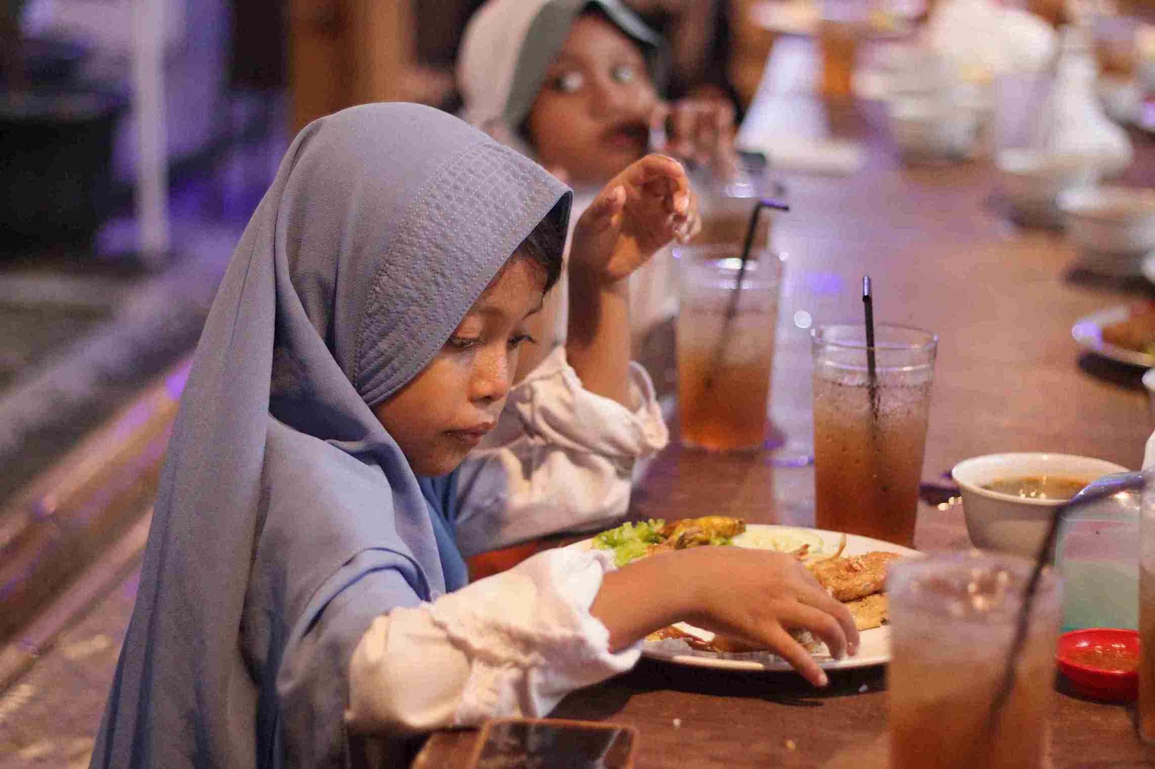 Foto Dokumentasi Anak Yatim