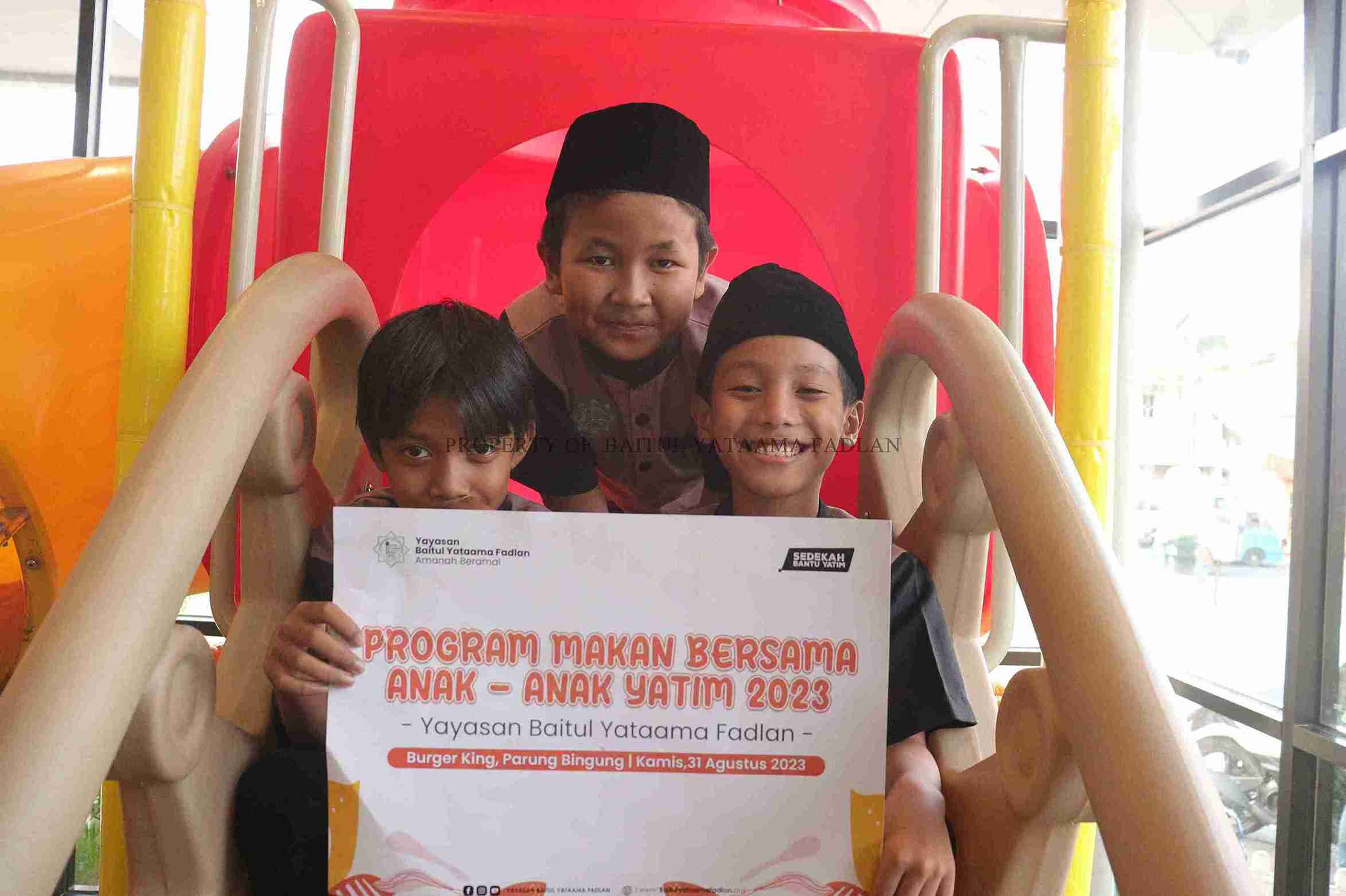 Foto Dokumentasi Anak Yatim