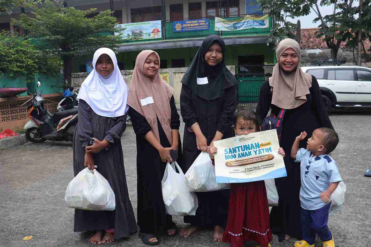 Foto Dokumentasi Anak Yatim
