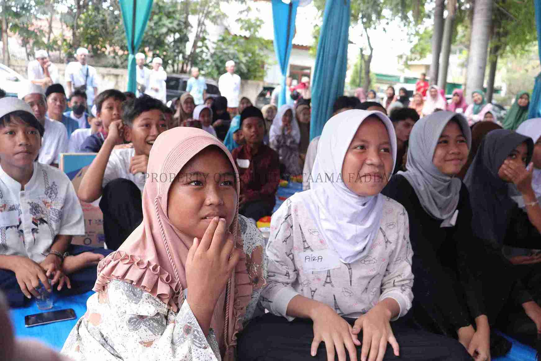 Foto Dokumentasi Anak Yatim