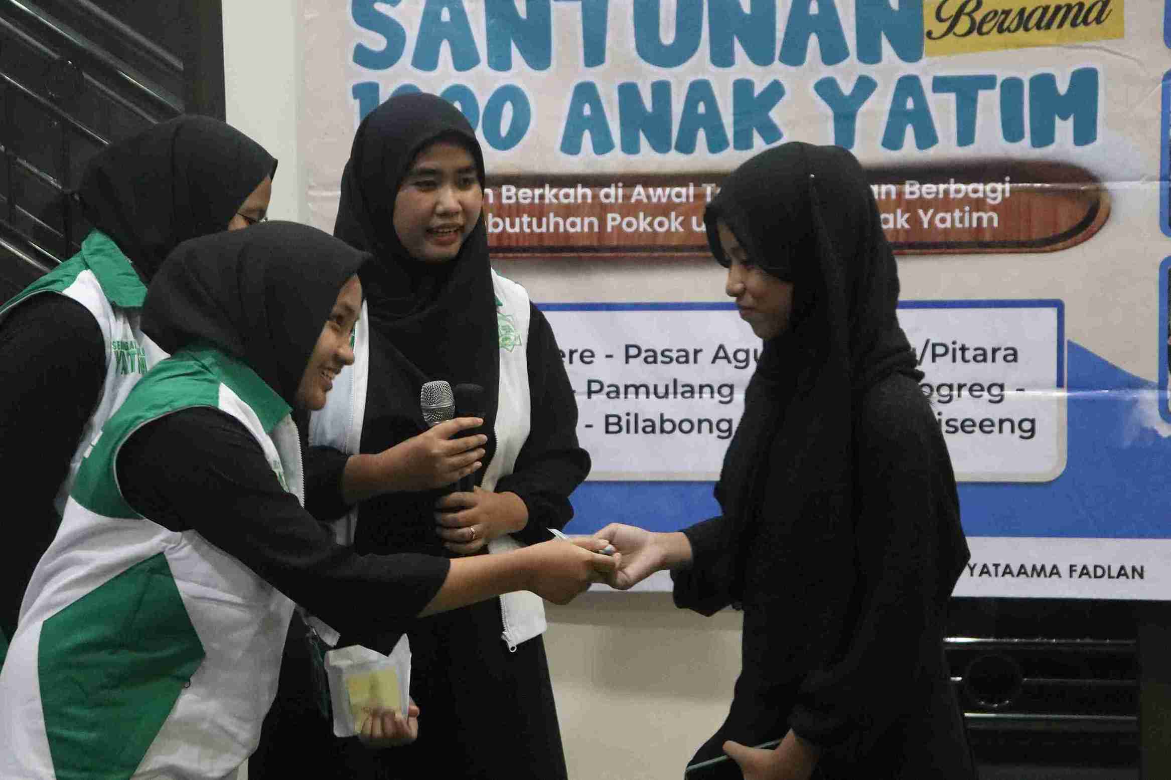 Foto Dokumentasi Anak Yatim