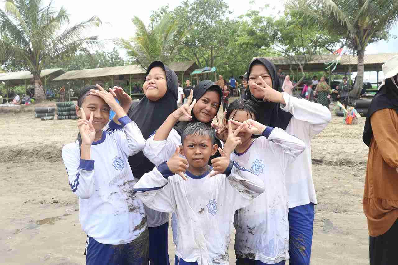 Foto Dokumentasi Anak Yatim