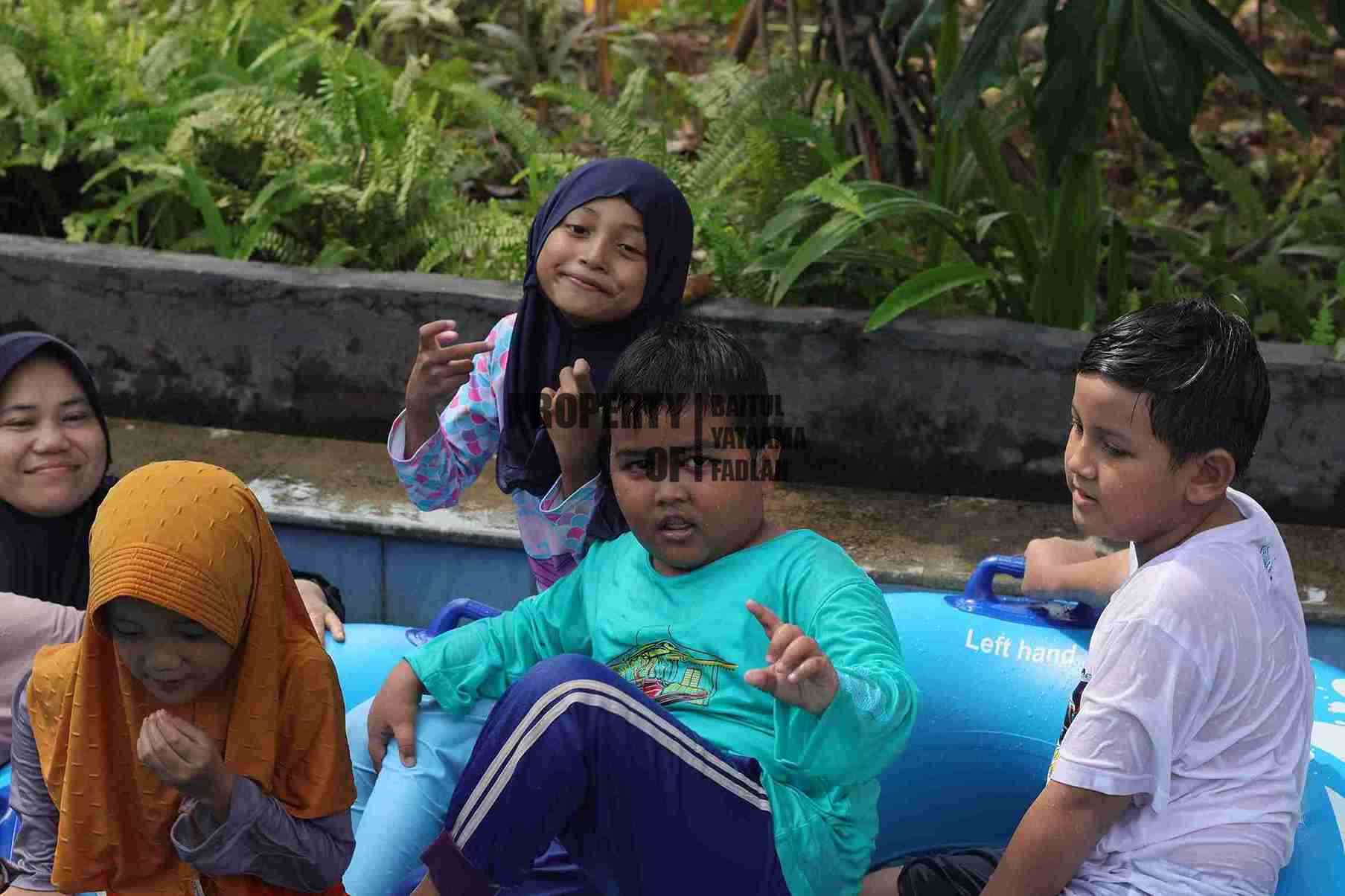 Foto Dokumentasi Anak Yatim