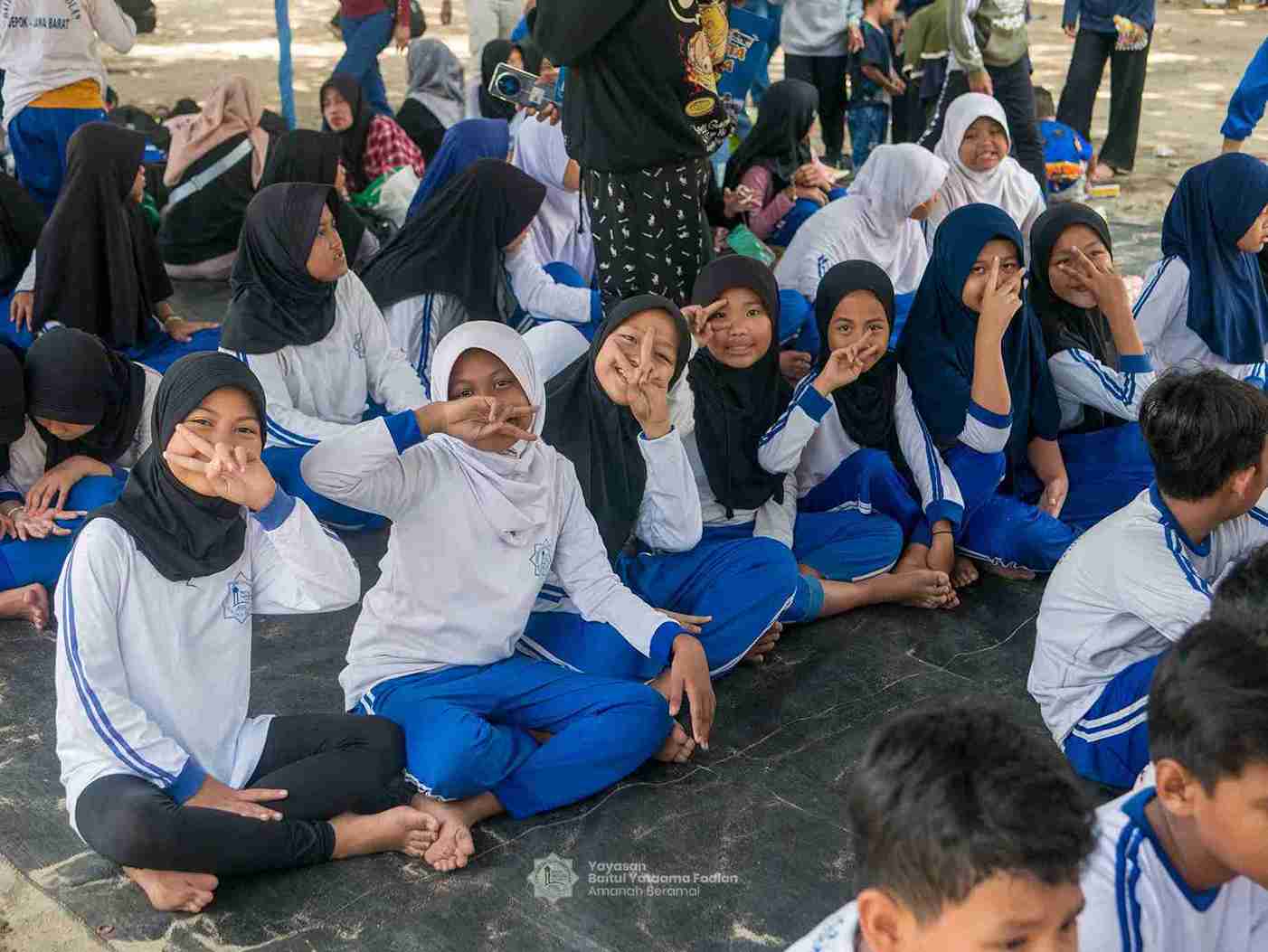 Foto Dokumentasi Anak Yatim