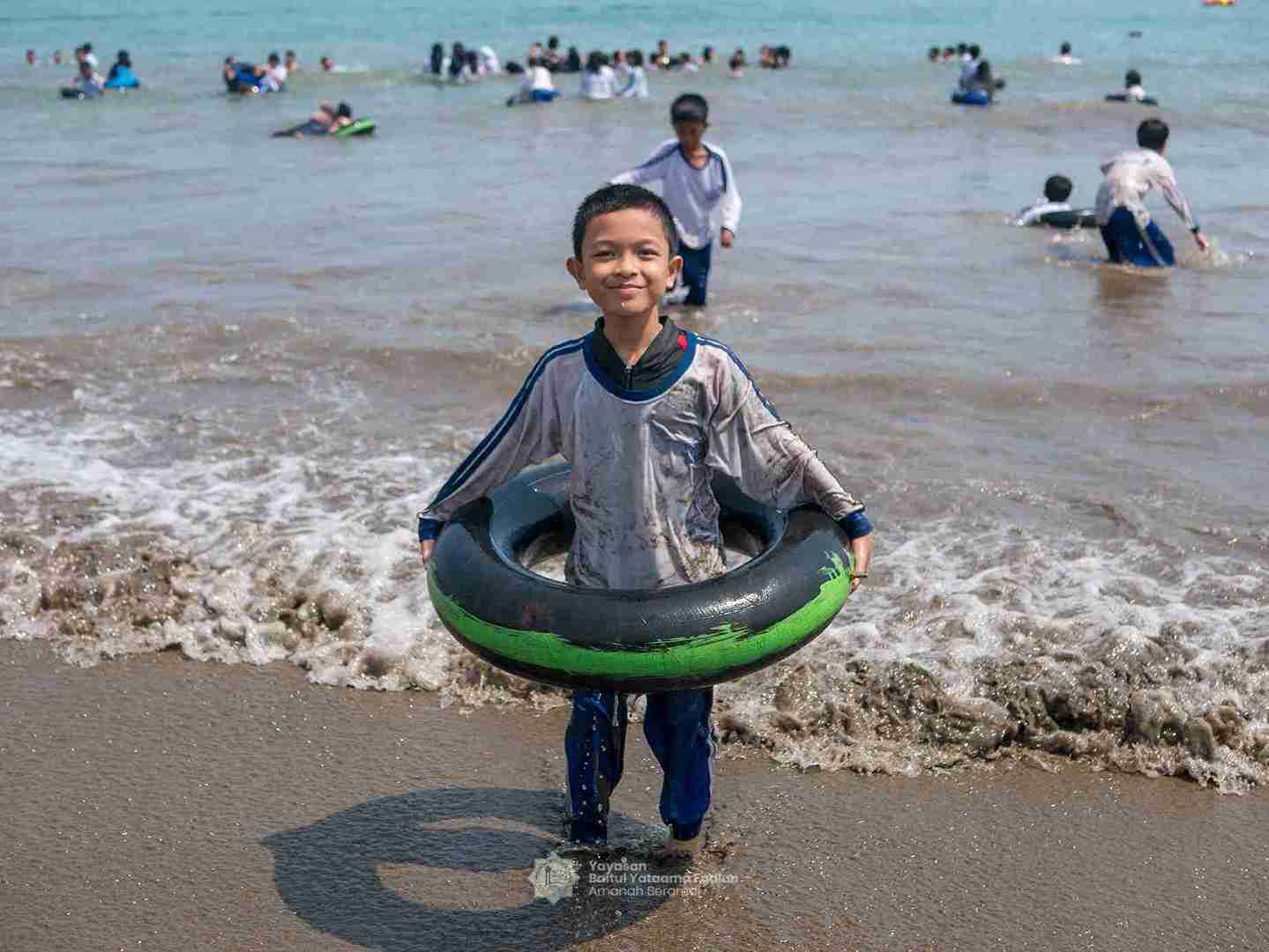 Foto Dokumentasi Anak Yatim