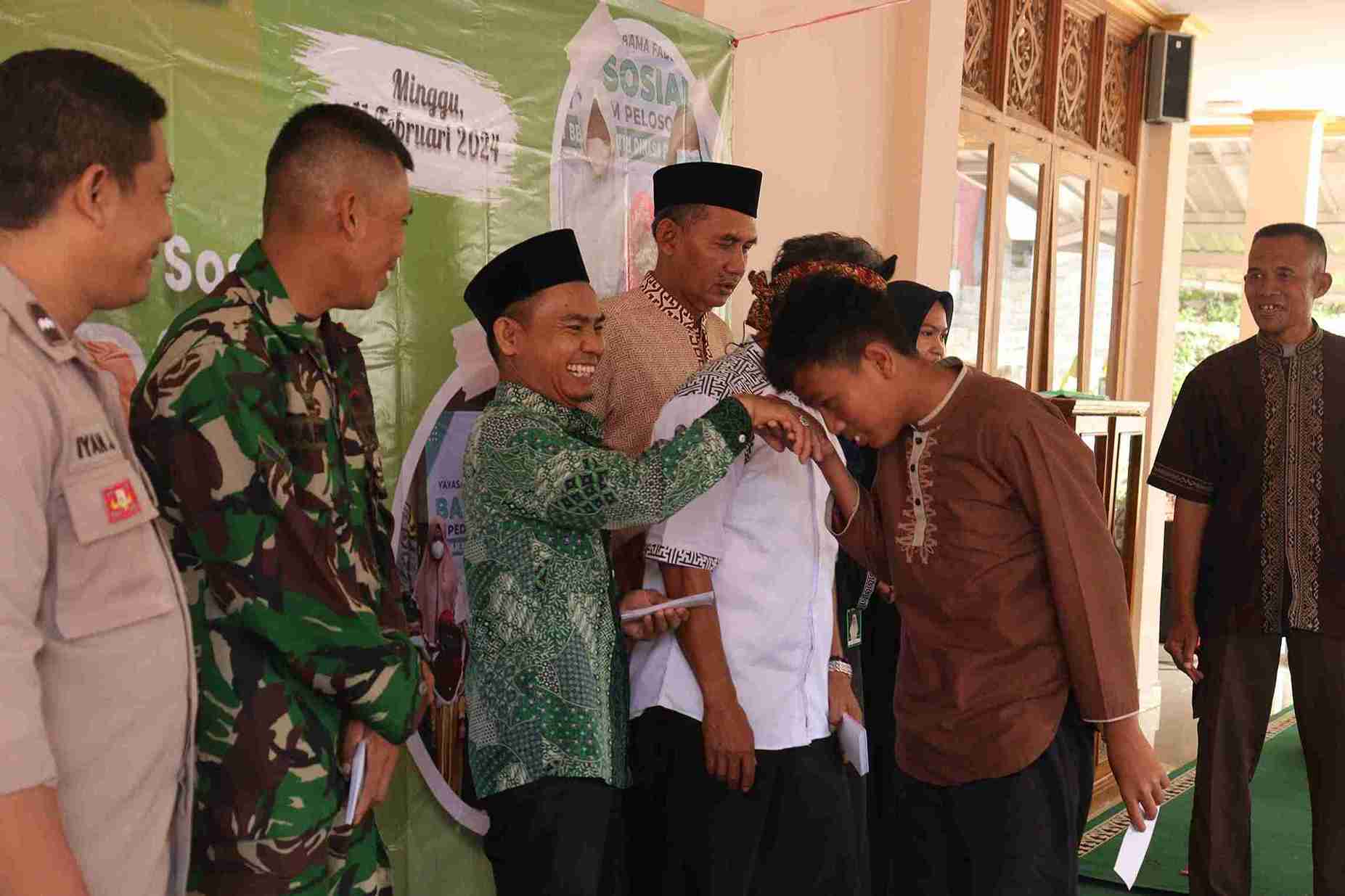Foto Dokumentasi Anak Yatim