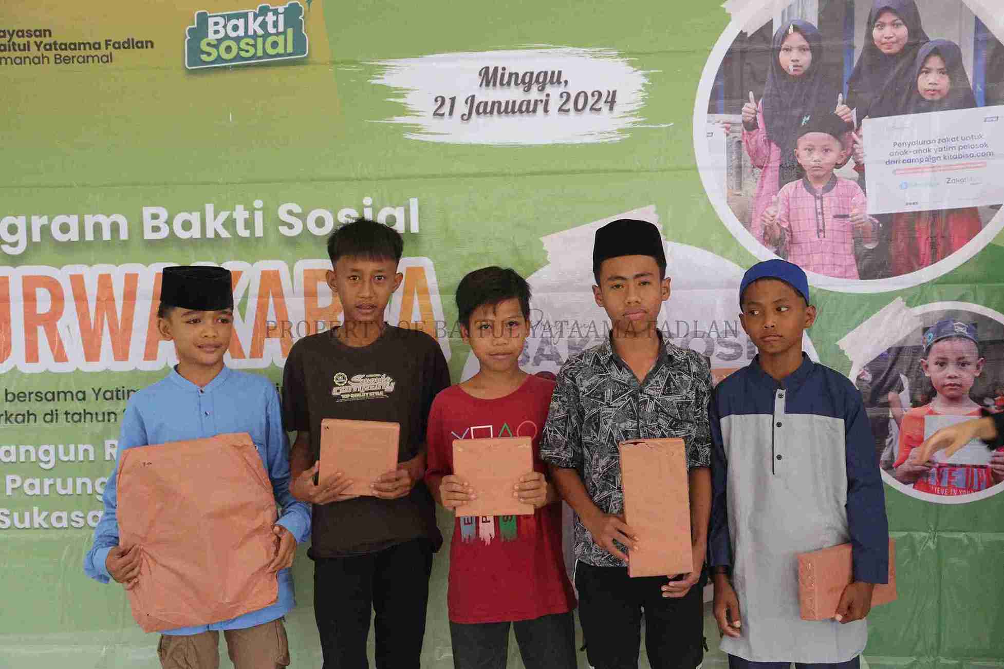 Foto Dokumentasi Anak Yatim