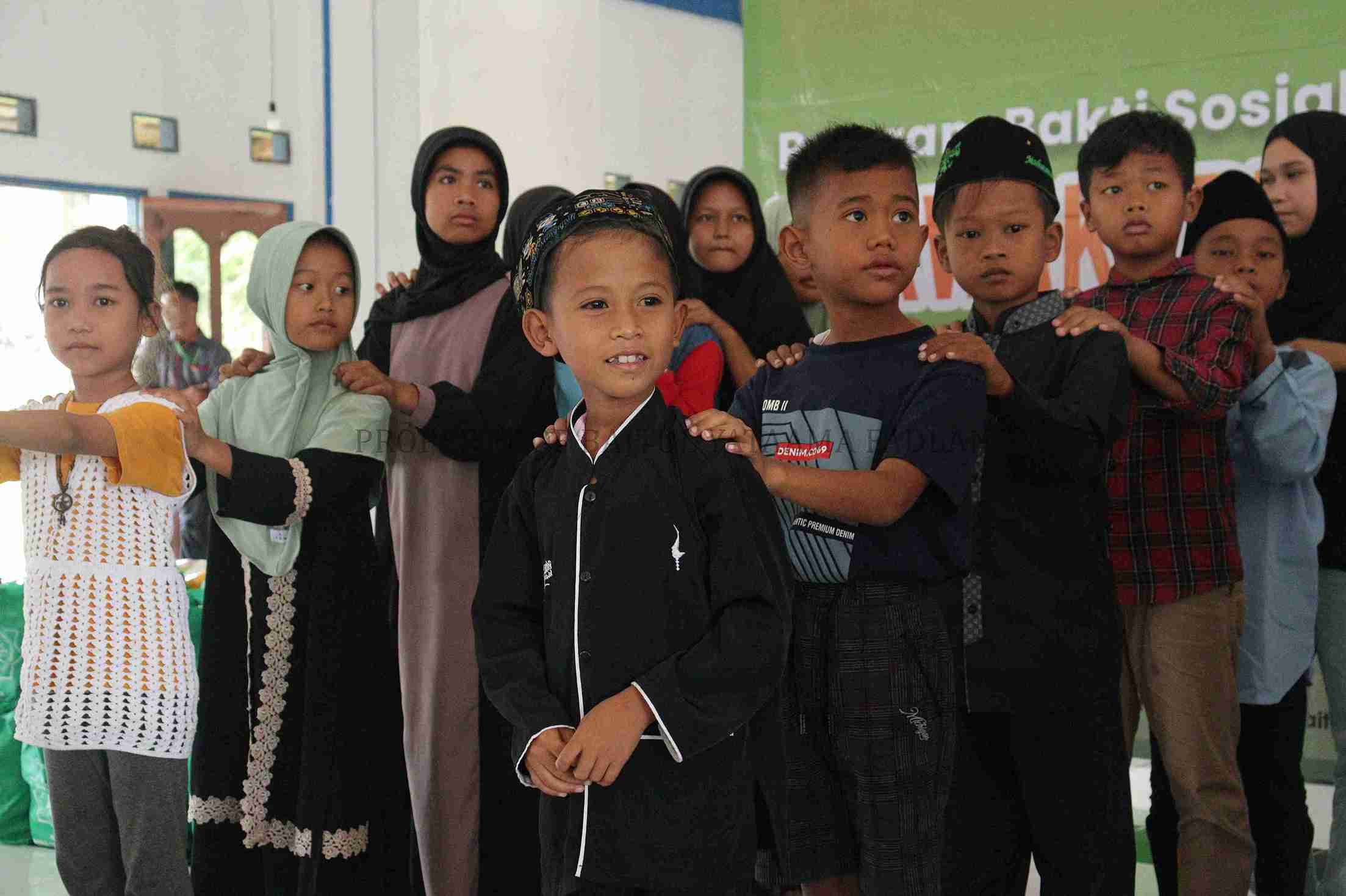 Foto Dokumentasi Anak Yatim