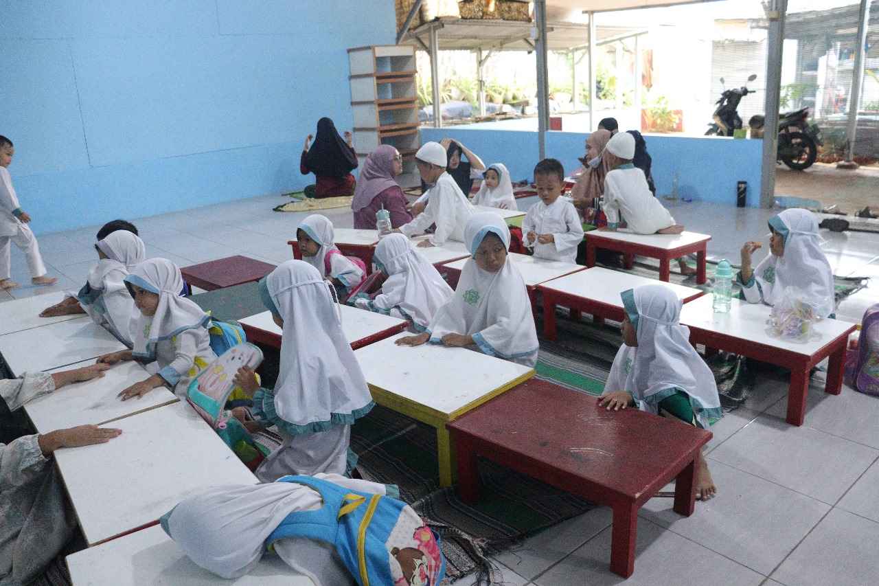 Foto Dokumentasi Anak Yatim