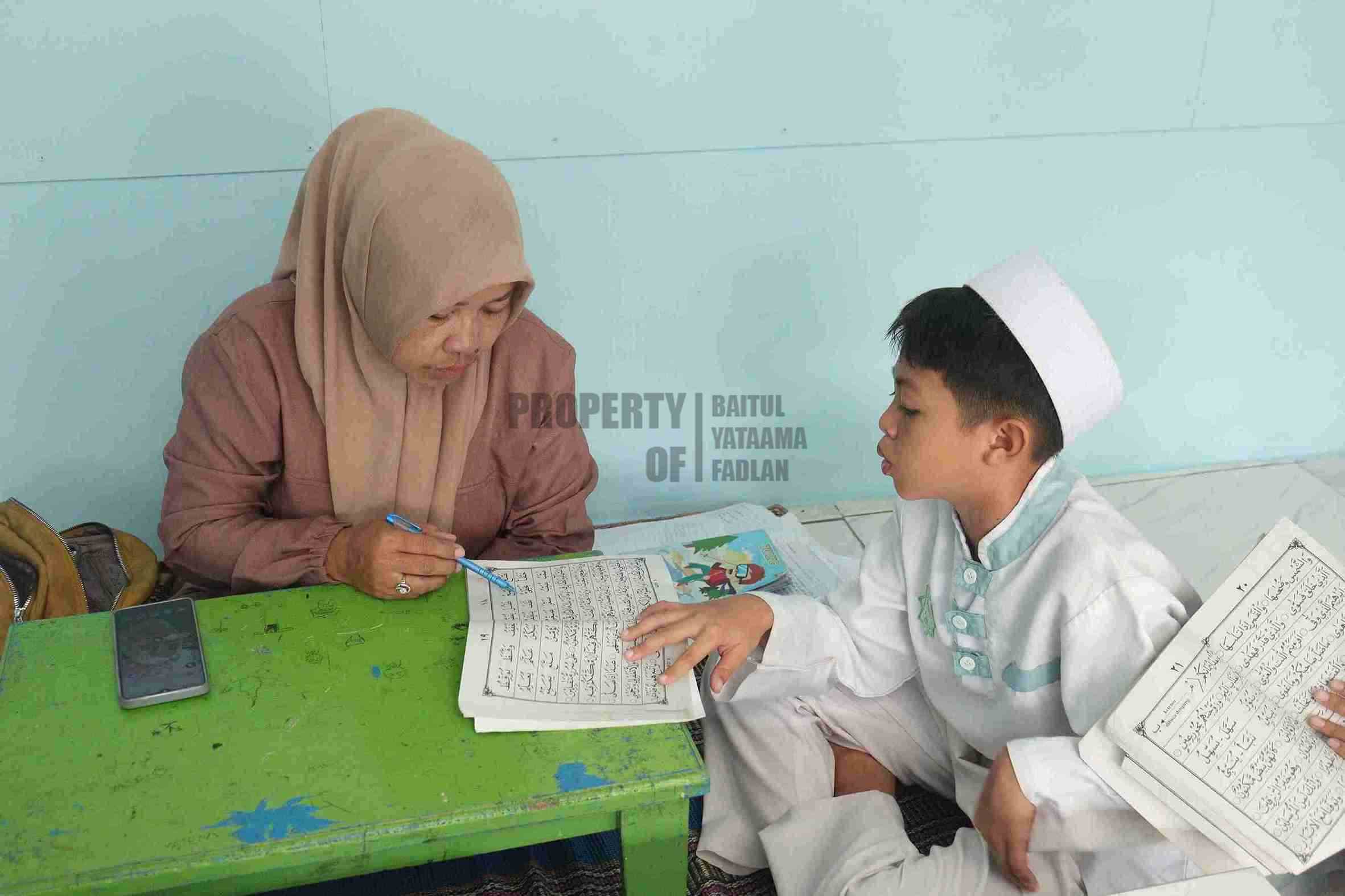 Foto Dokumentasi Anak Yatim