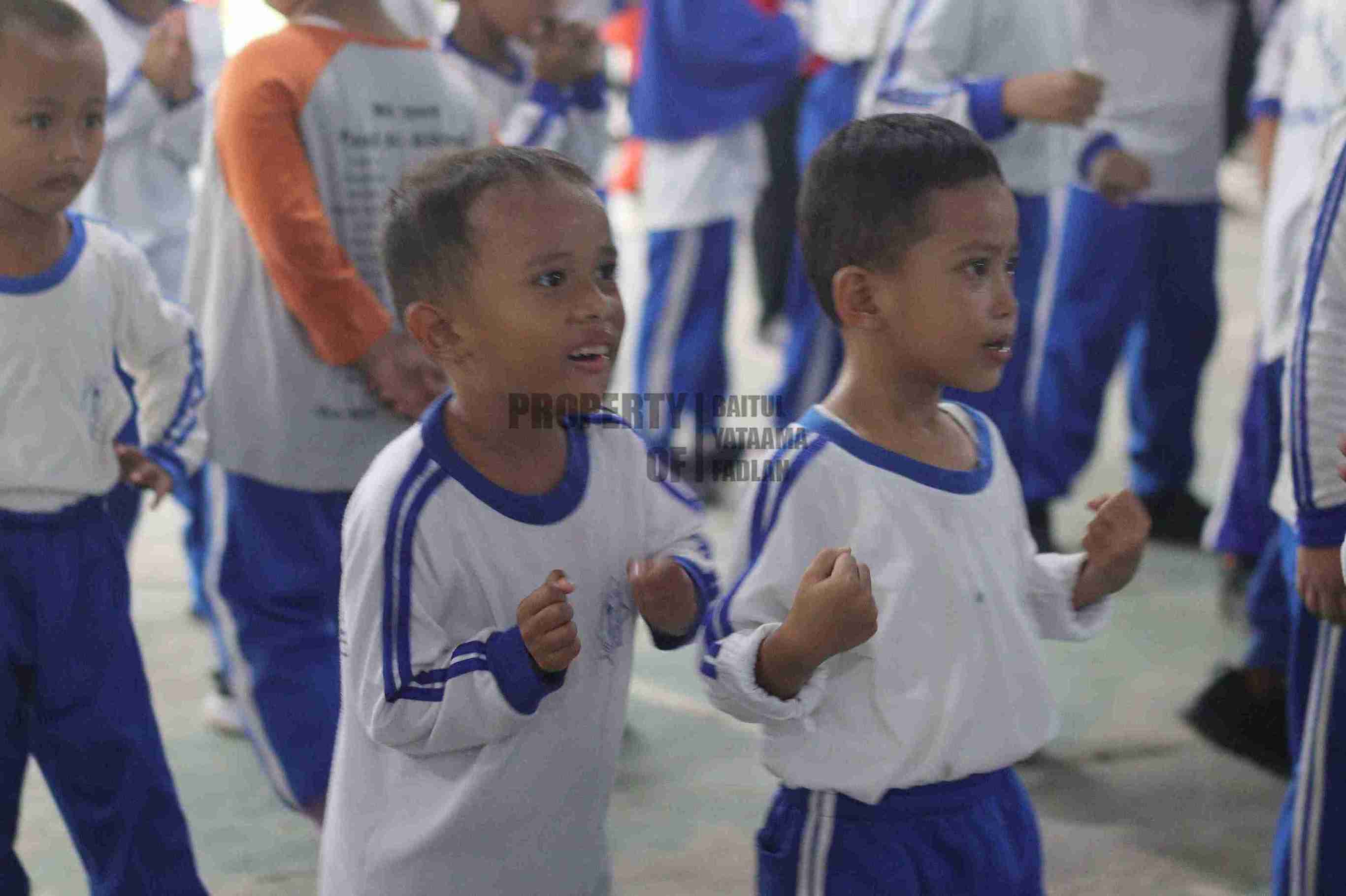 Foto Dokumentasi Anak Yatim