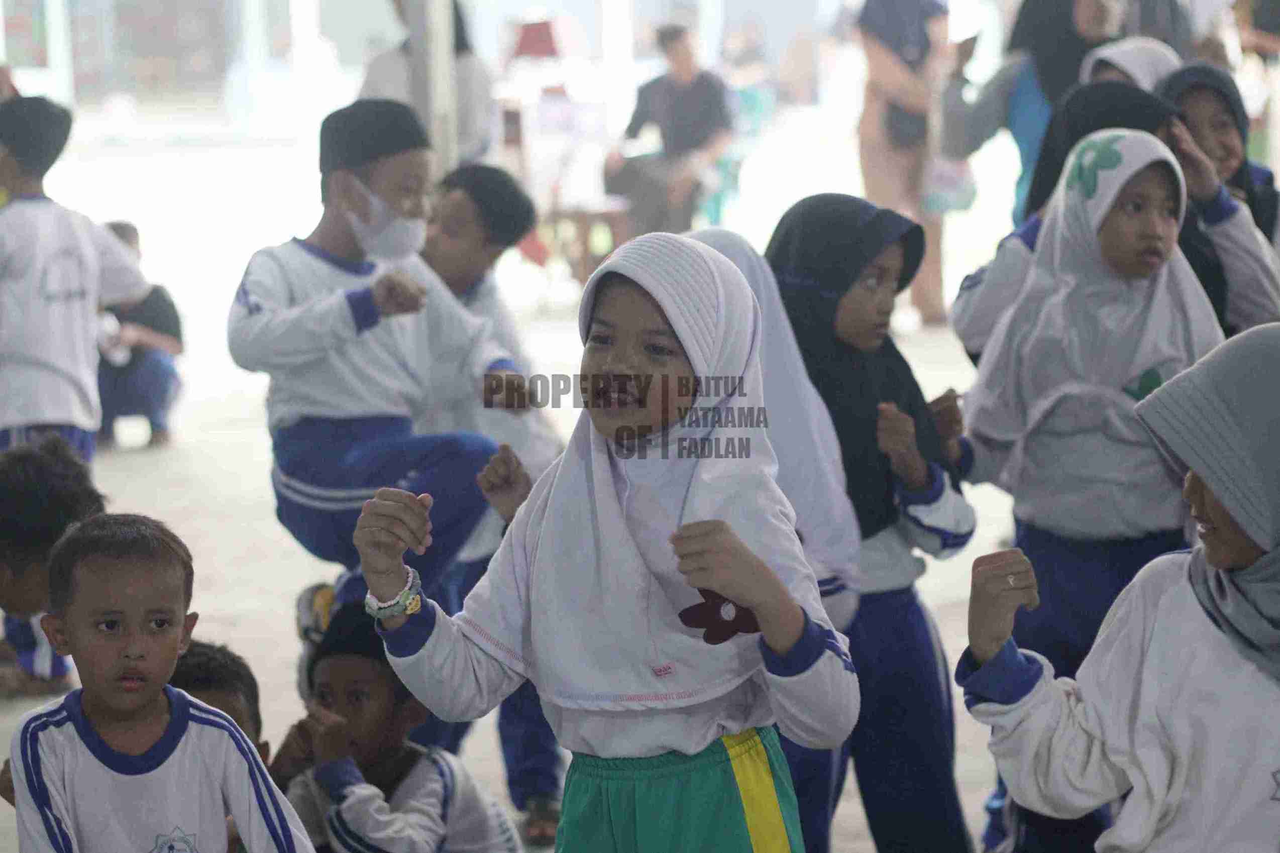 Foto Dokumentasi Anak Yatim