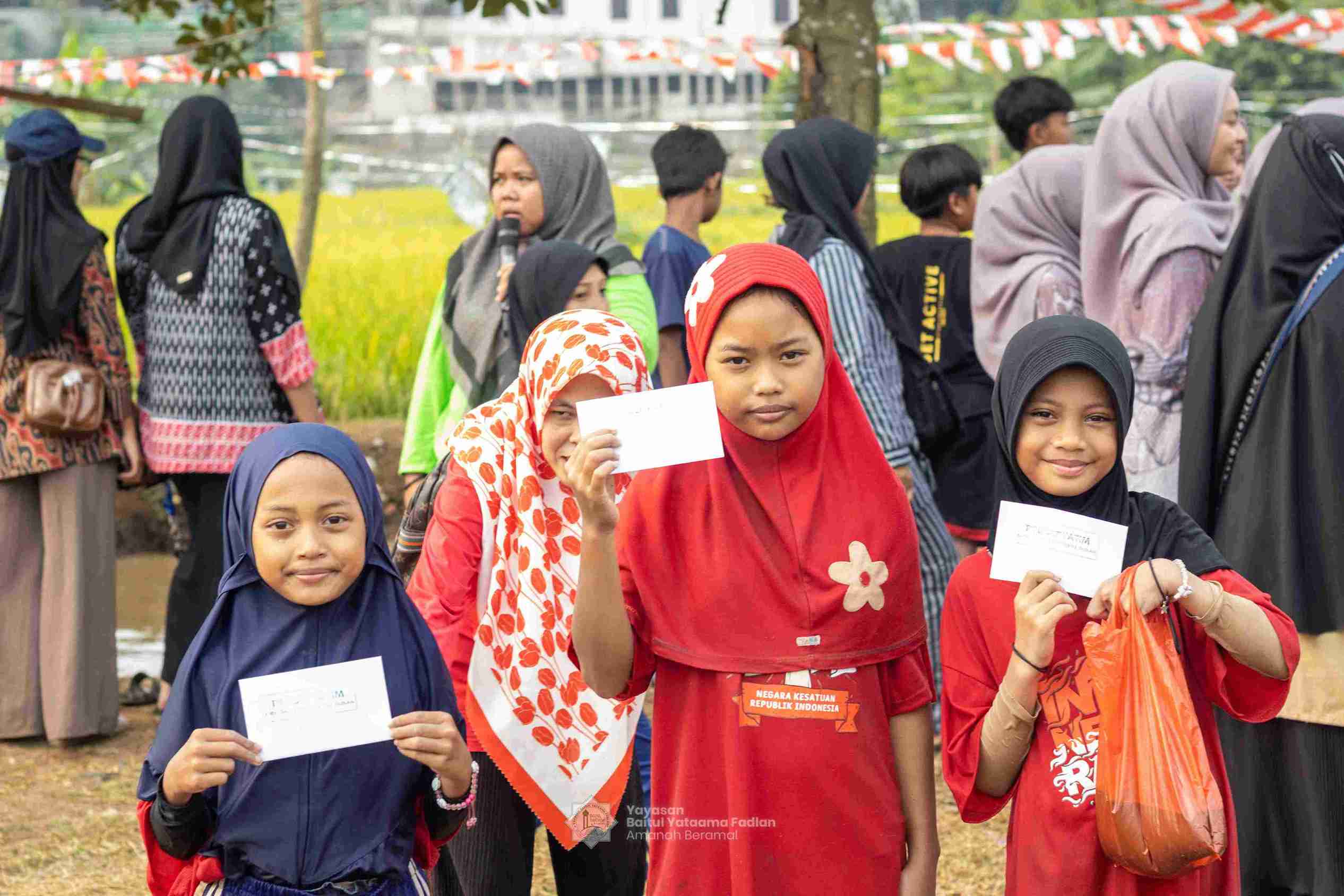 Foto Dokumentasi Anak Yatim