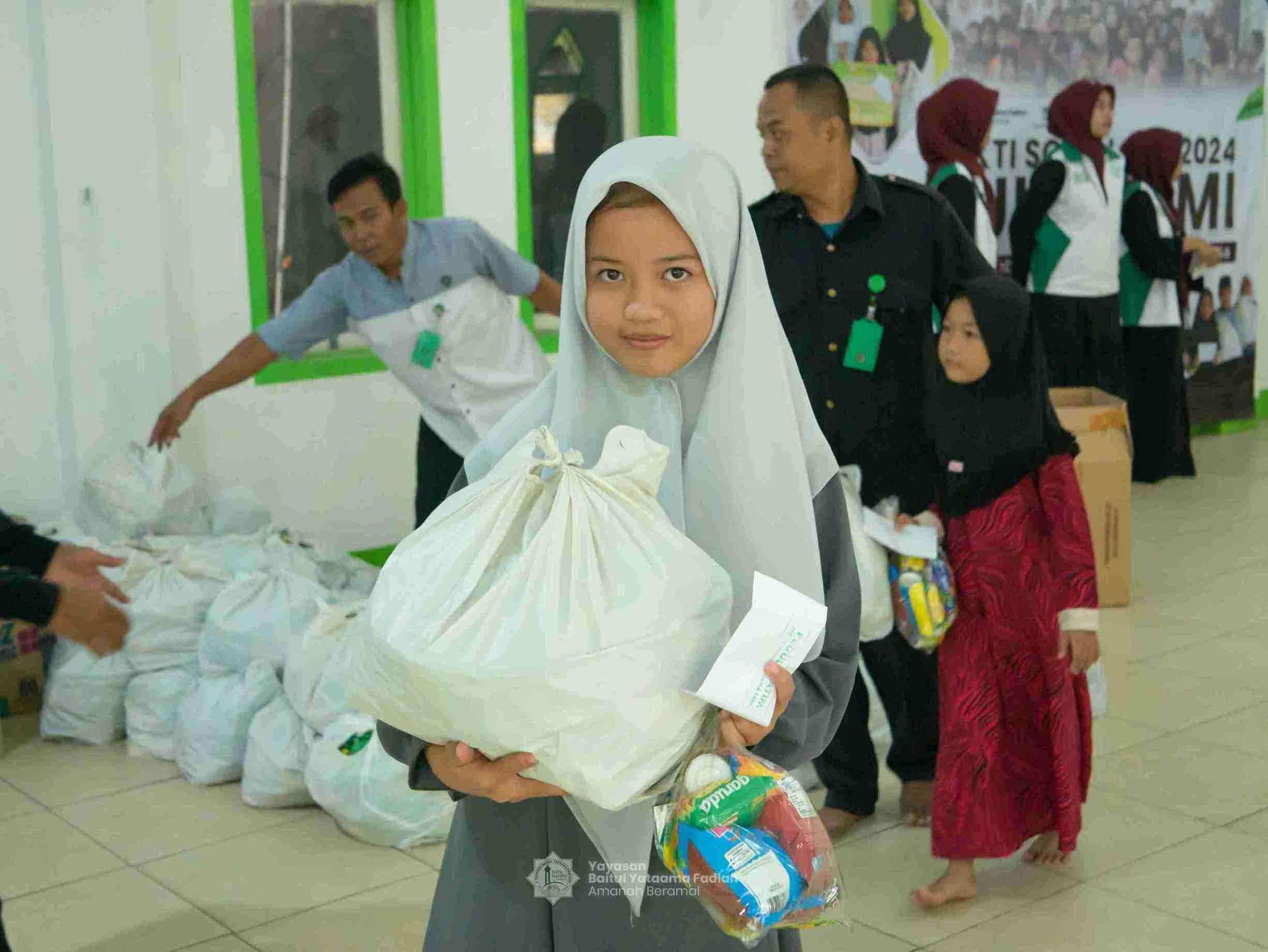 Foto Dokumentasi Anak Yatim