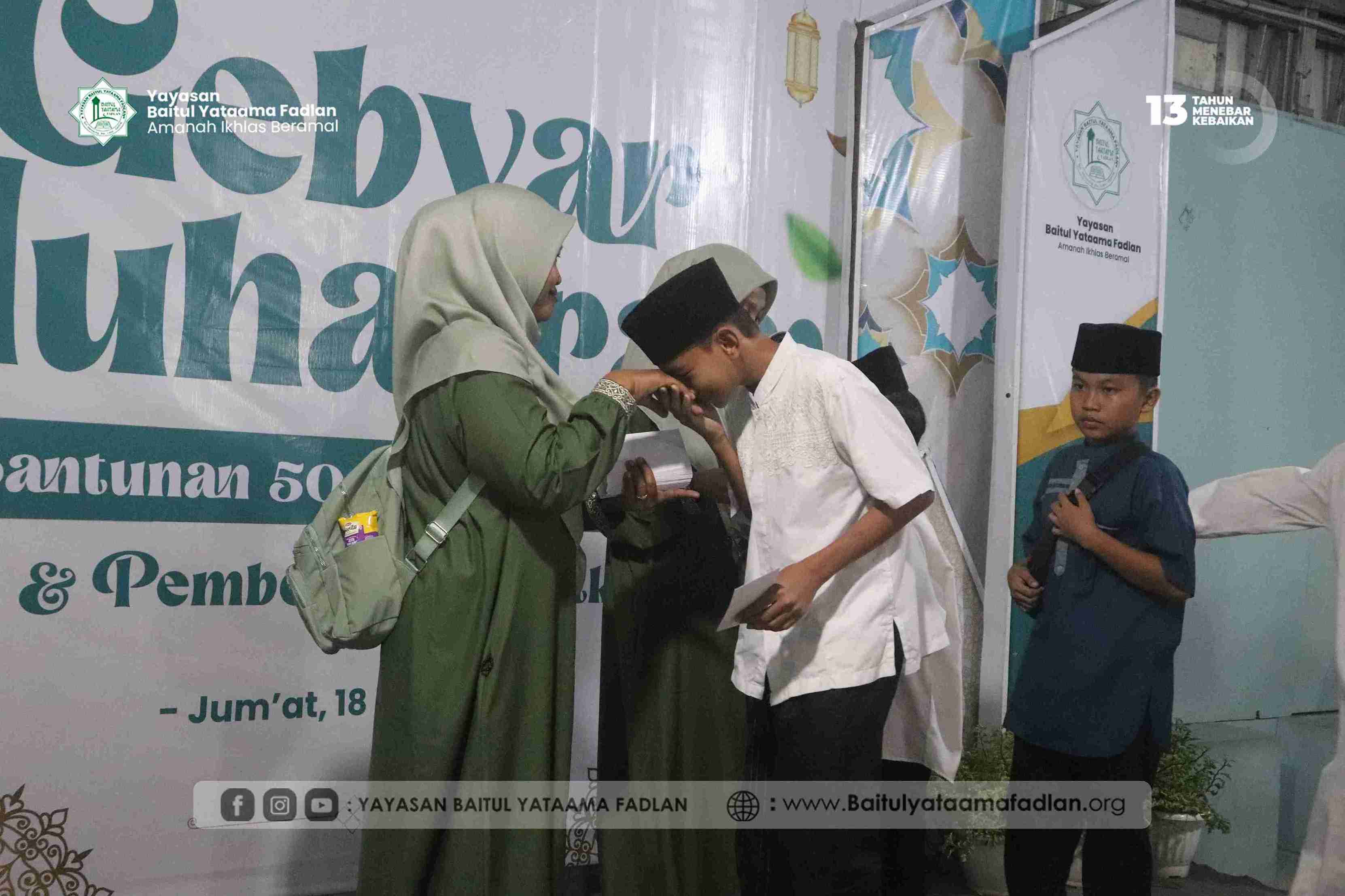Foto Dokumentasi Anak Yatim